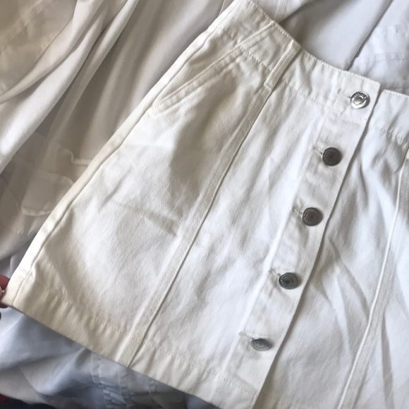 forever 21 white jean mini skirt - Picture 3 of 3